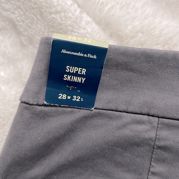 Arbecrombe & Fitch Pant Gray 28W 32L new with tags - Picture 4 of 4